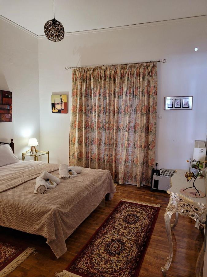 Marge Apt Arta Exterior photo